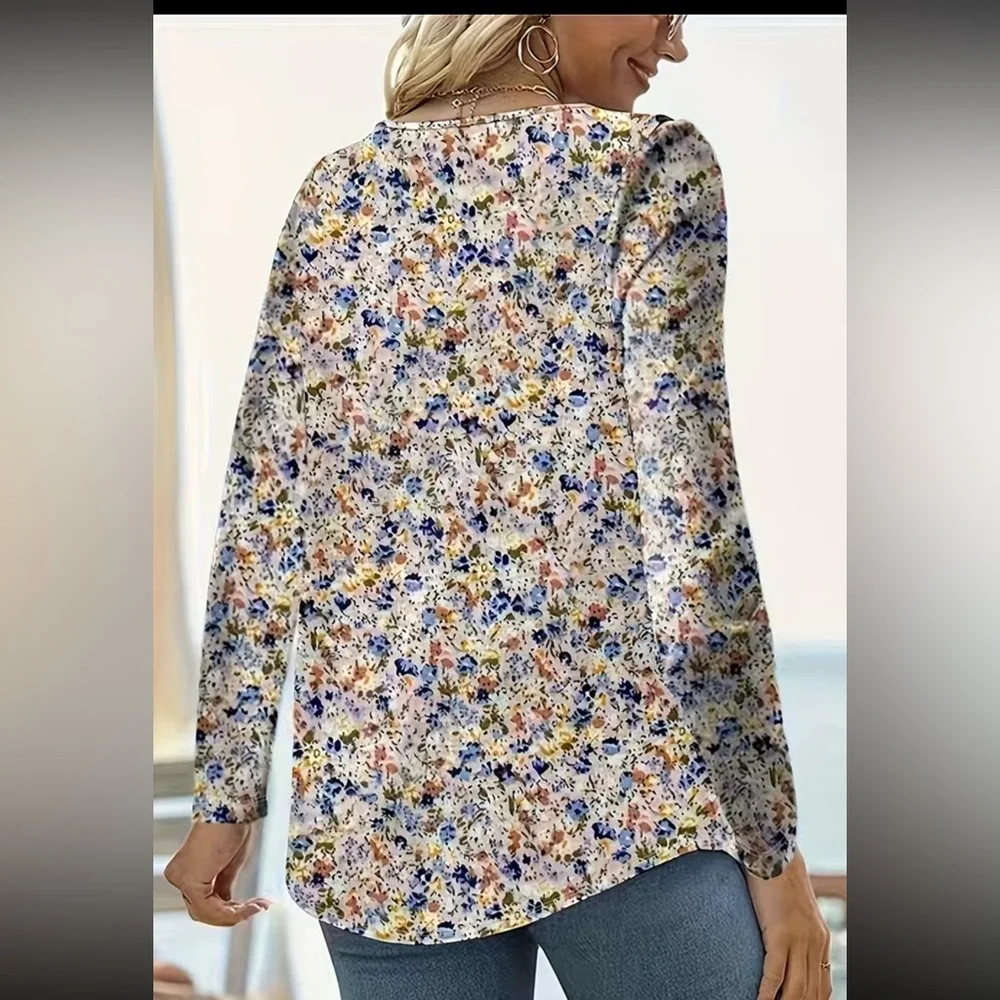 Blouse - NWOT - Picture 2 of 3